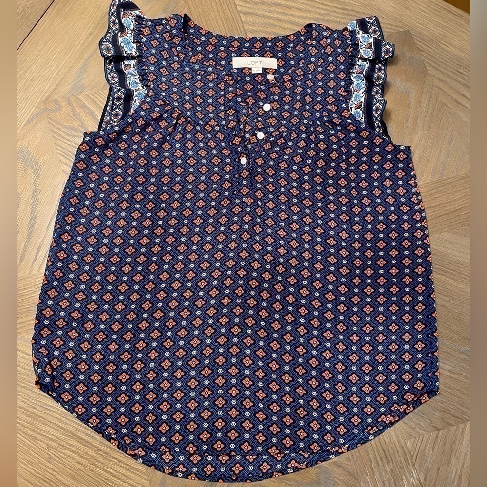 Loft flutter sleeve sleeveless tunic top floral geometric
